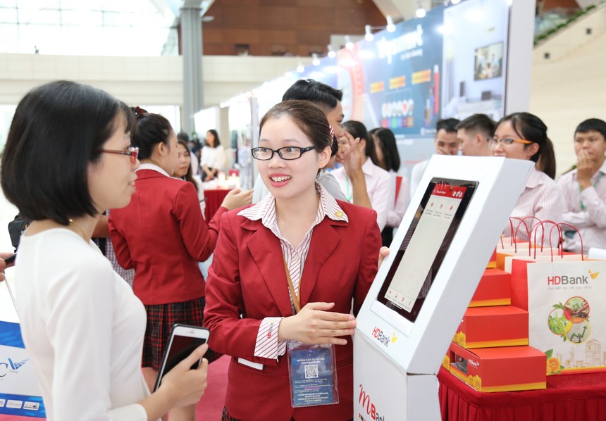 Tổng giám đốc HDBank hoàn tất mua vào 1 triệu KL99 là cổng game giải trí trực tuyến hàng đầu hiện nay HDB 